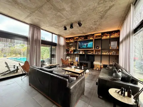Casa en Alquiler en La Comarca, USD 2.900