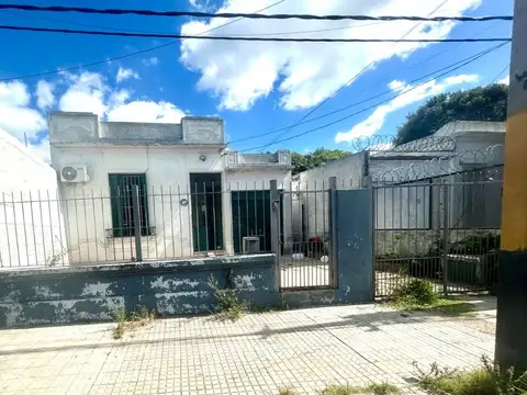 VENTA CASA EN UNIÓN, 8 DORMITORIOS, GARAJE