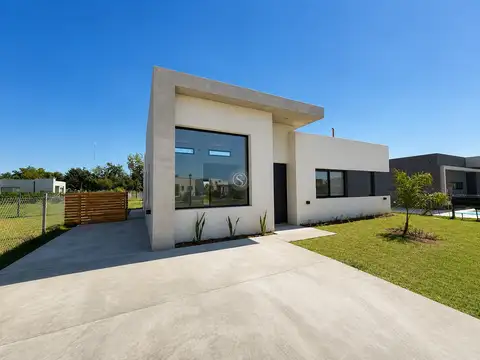 Casa en Venta en Pilar Del Este, USD 167.000