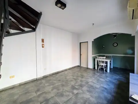 Depto Tipo Casa en Venta en Villa Sarmiento, USD 82.000
