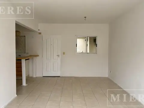 Departamento en Alquiler en Serena De Morra, $ 800.000
