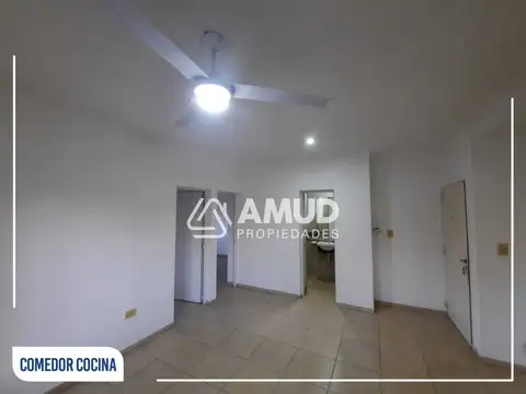 Departamento en Alquiler en Villa Centenario, $ 550.000