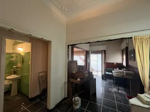 Depto Tipo Casa en Venta 60 años