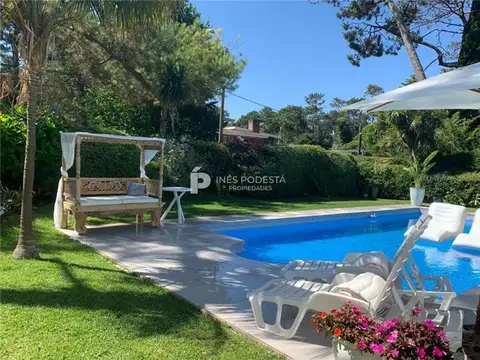 Casa en Alquiler de 4 dormitorios