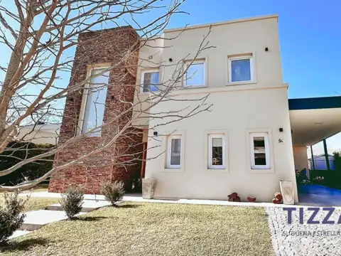 Casa en Alquiler en Fincas de Hudson, USD 2.500