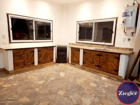 Casa en Alquiler en Los Polvorines, $ 950.000