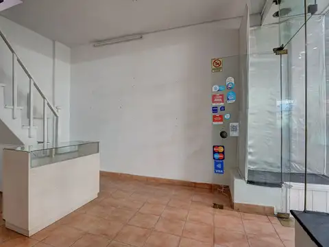 LOCAL EN VENTA EN CABALLITO GALERIA PARIS