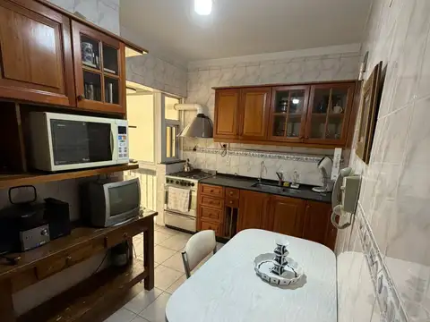Departamento 4 ambientes con 2 baños