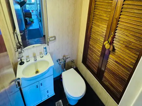 Departamento 4 ambientes con 2 baños