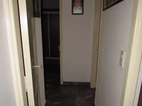 DPTO 3 AMB. AL FRENTE. CON QUINCHO Y TERRAZA. EXCELENTE ESTA