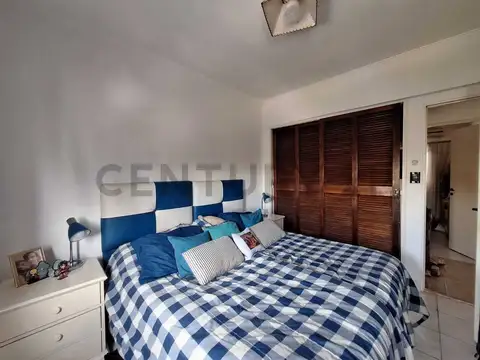 VENTA DEPARTAMENTO 4 AMBIENTES LUMINOSO/FRENTE A PLAZA-VILLA LURO
