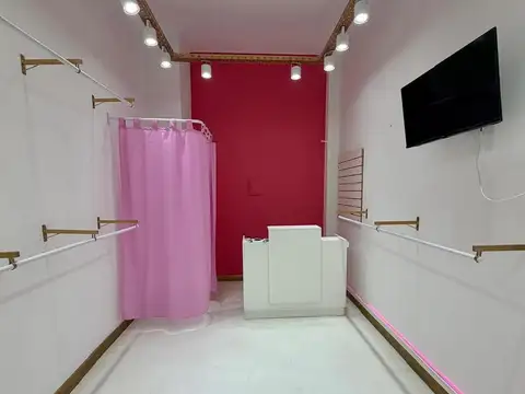 Local en galería, listo para usar
