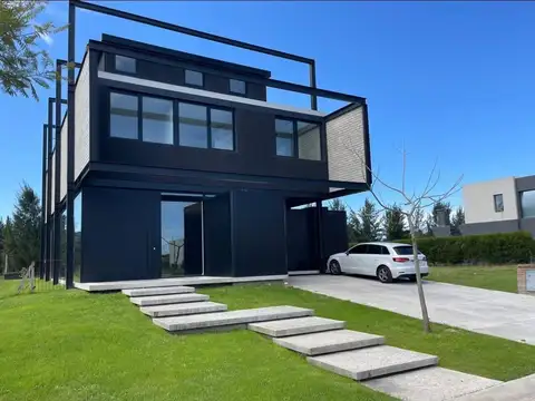 Casa  en Venta en Castaños, Nordelta, Tigre