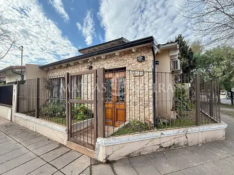 Casa - Venta - Argentina, Ituzaingó - Alvear 199