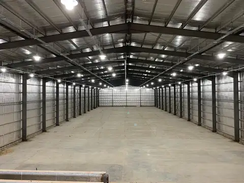 Los Álamos  al 500 altura Gervaso al 500) acceso por calle lateral