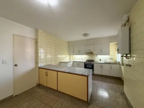 Departamento 5 ambientes con 1 baño