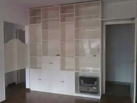 E Zeballos 1200, Piso 2