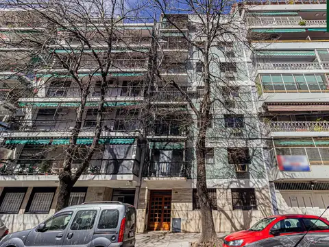 Excelente 4 Ambientes con Balcón al Contrafrente