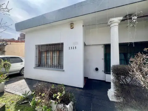 Casa en Venta en Castelar, USD 99.800