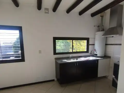 Departamento en Alquiler de 4 ambientes