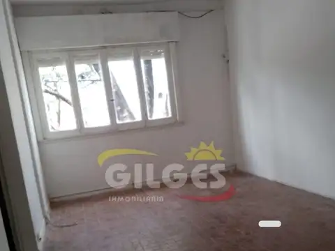 Oficina en Alquiler en Ramos Mejía, $ 400.000