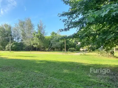 Avenida Central Alberdi (dos lotes en Bo. cerrado La Catalina) 100