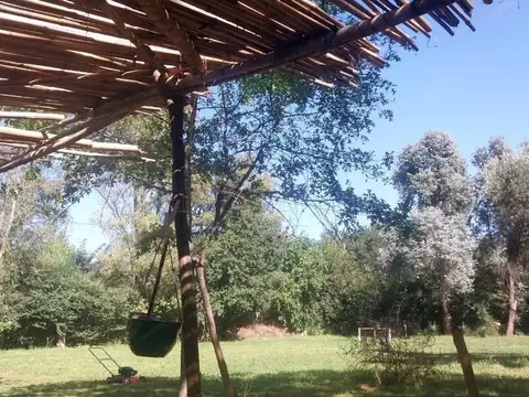 Casa en Alquiler con 5 cocheras