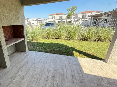 Departamento 4 ambientes con 2 baños