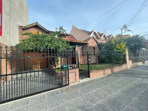 Hipolito Yrigoyen al 3100