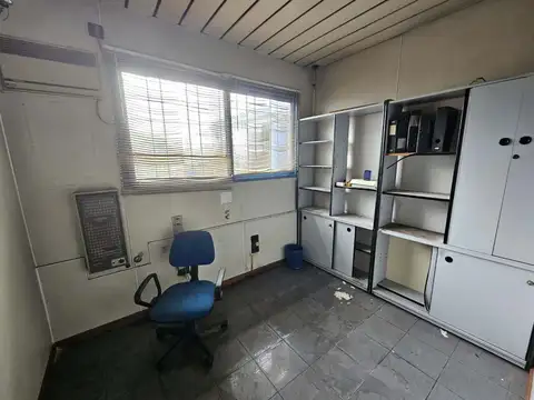 Galpon en Venta en Mataderos, USD 850.000