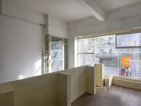 Local en Venta 33 años