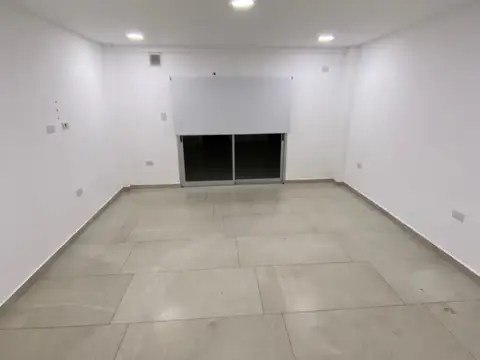 Departamento en Alquiler en Ramos Mejia, $ 550.000