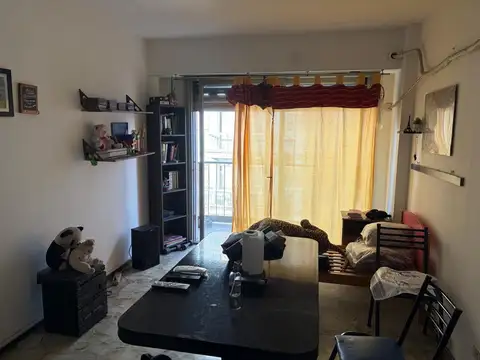 San Nicolás 400, Piso 4°