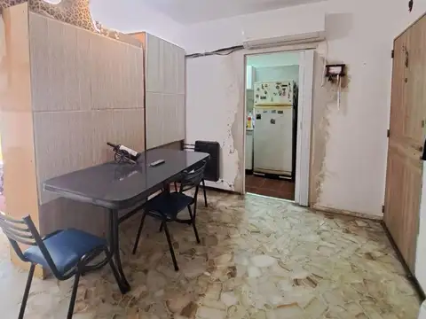 San Nicolas 410 , Piso 4