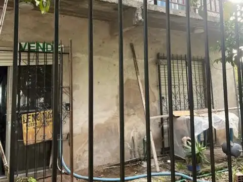 CASA CON TERRENO EN VENTA - ING.  ALLAN, LA CAROLINA 2