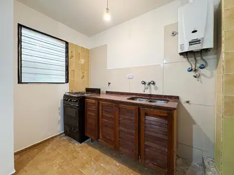 VENTA LUMINOSO DEPTO 1 DORM CENTRO