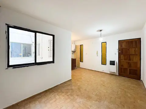 VENTA LUMINOSO DEPTO 1 DORM CENTRO