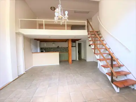 VENTA DE PH LOFT 2 AMB. AL FRENTE EN VERSALLES