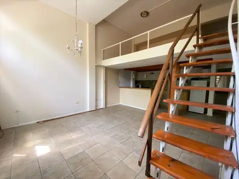 Depto Tipo Casa en Venta de 2 ambientes