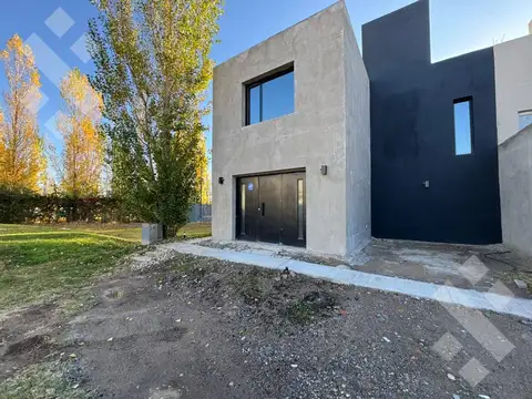 Venta | Casa 2 dormitorios | B° Privado Los Prados | Neuquén