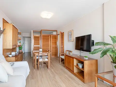 Departamento en Venta en Península, USD 160.000