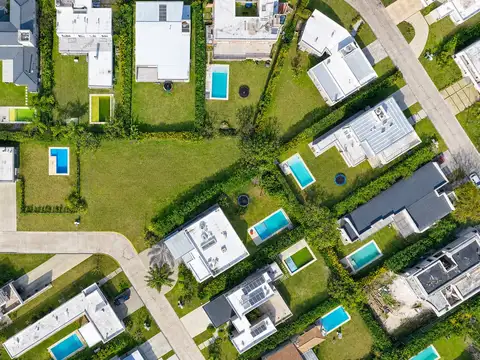 Terreno en venta de 930 m² en San Sebastián, Funes