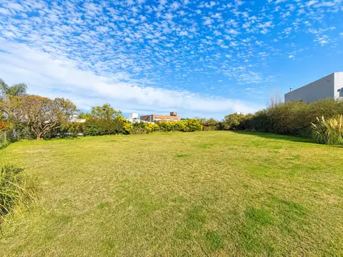 Terreno en venta de 930 m² en San Sebastián, Funes