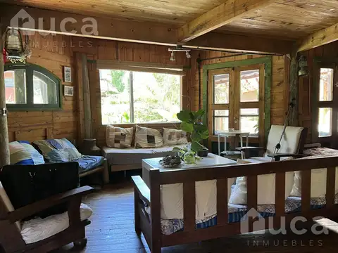 Casa 6 ambientes con 2 baños