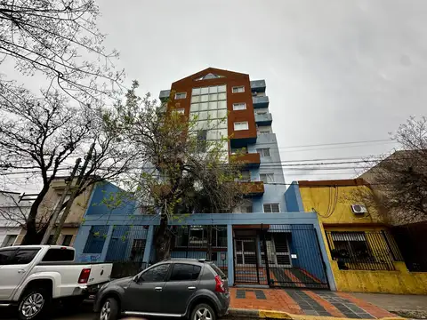 Avellaneda  al 200 Piso 1 Departamento B