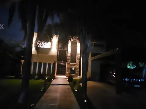 Casa en Alquiler de 5 dormitorios