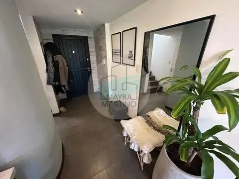 Casa en Venta en Barrio Hipico, USD 400.000