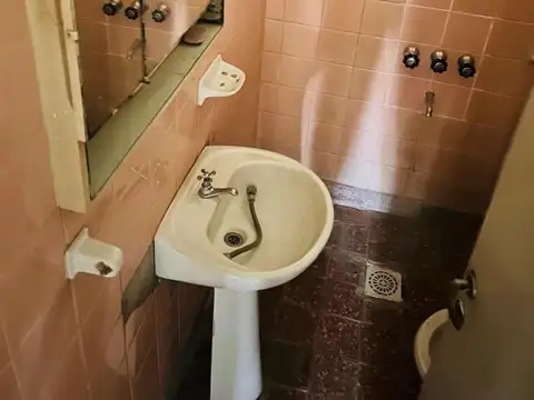 VENTA CASA EN MERCEDES APTO CREDITO