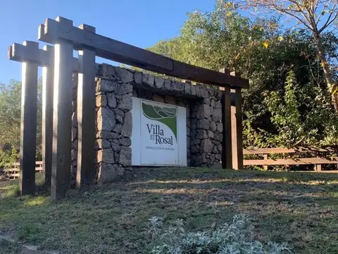 TERRENO 1890 M2 VILLA DEL ROSAL AGUA DE ORO