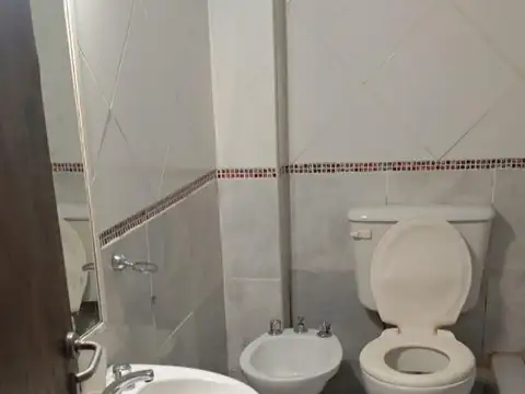 Depto Tipo Casa en Alquiler en Jose Leon Suarez, $ 480.000